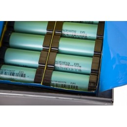 Тяговый аккумулятор Rutrike LiFePO4 60V48Ah (60A)